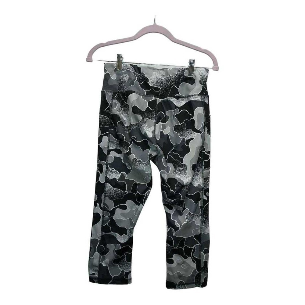 Workout leggings by Avia size medium